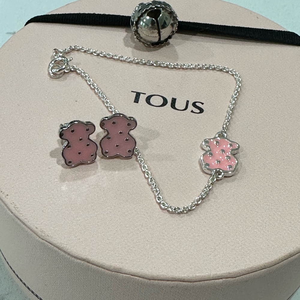 NWOT Tous Pink Polka Dot Bracelet and Earrings - Picture 8 of 11